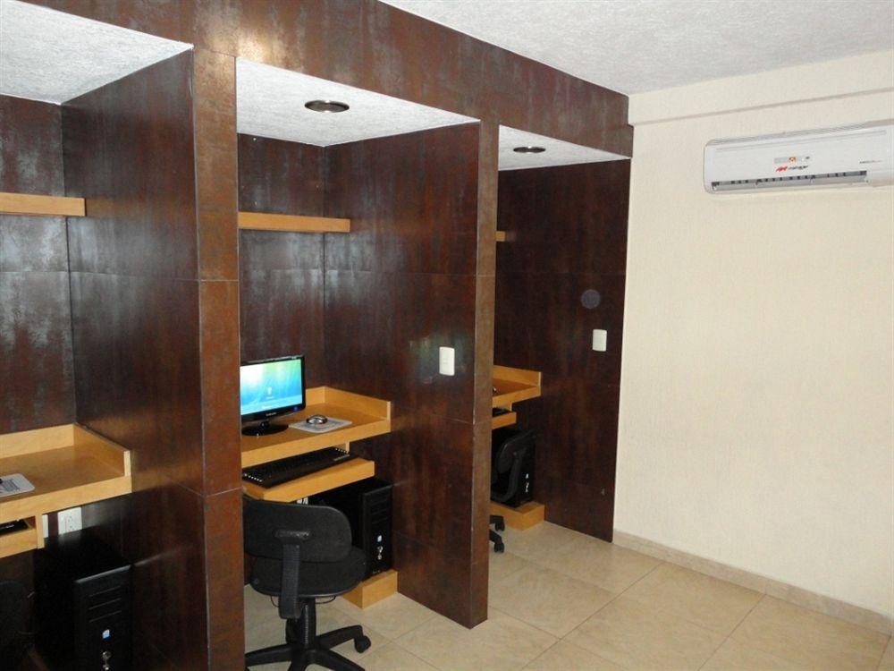 Hotel Puerta Del Sol Guadalajara Zapopan Business photo